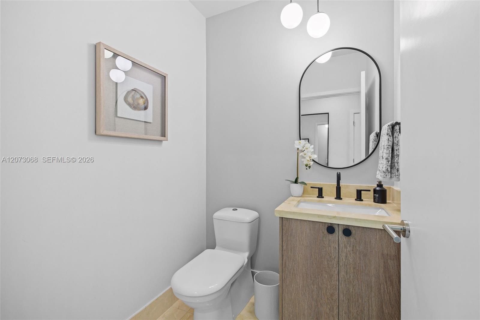 6799 Collins Avenue 407 Property Photo 27
