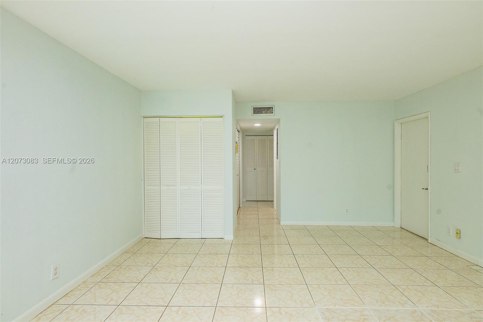 A12073083 Property Photo 10