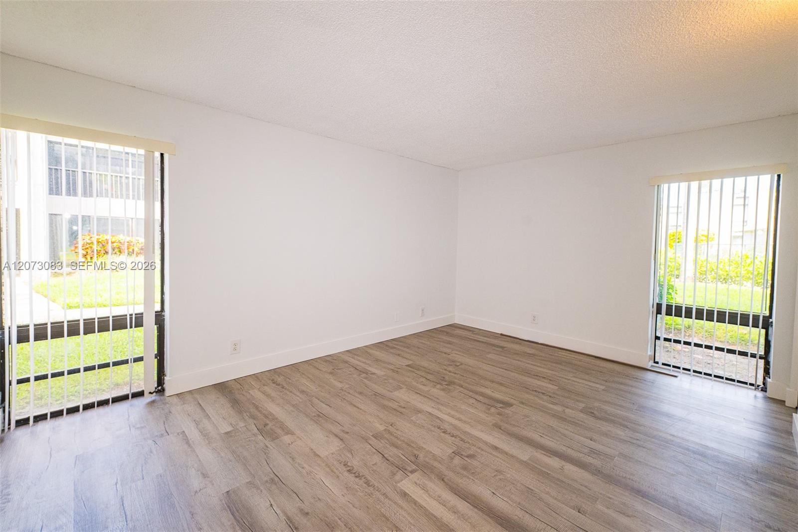 A12073083 Property Photo 18