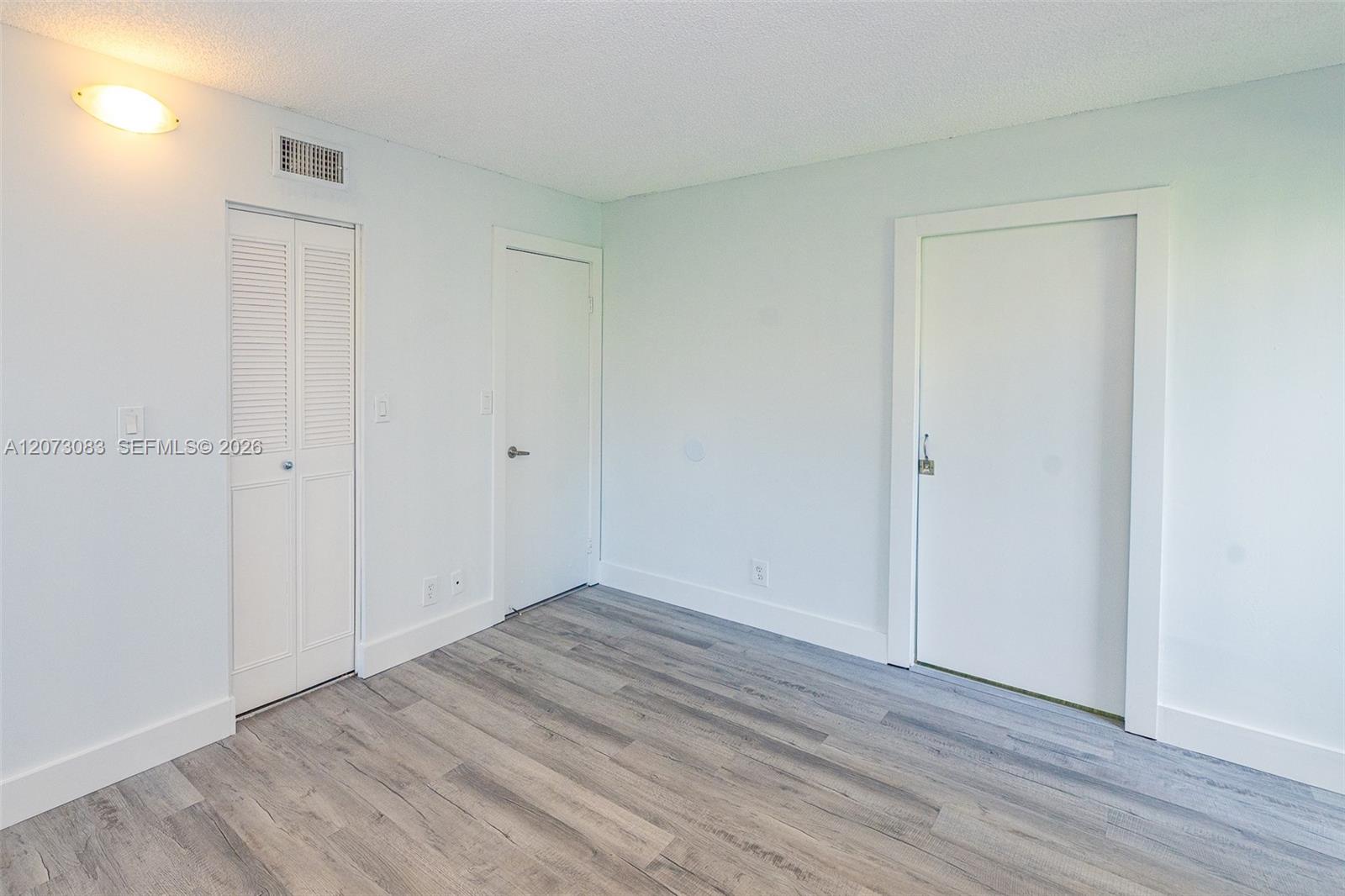 A12073083 Property Photo 20
