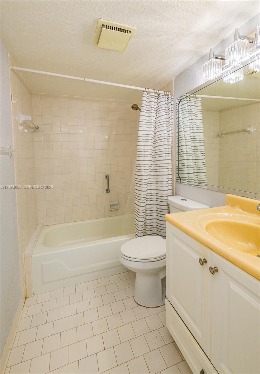 A12073083 Property Photo 27
