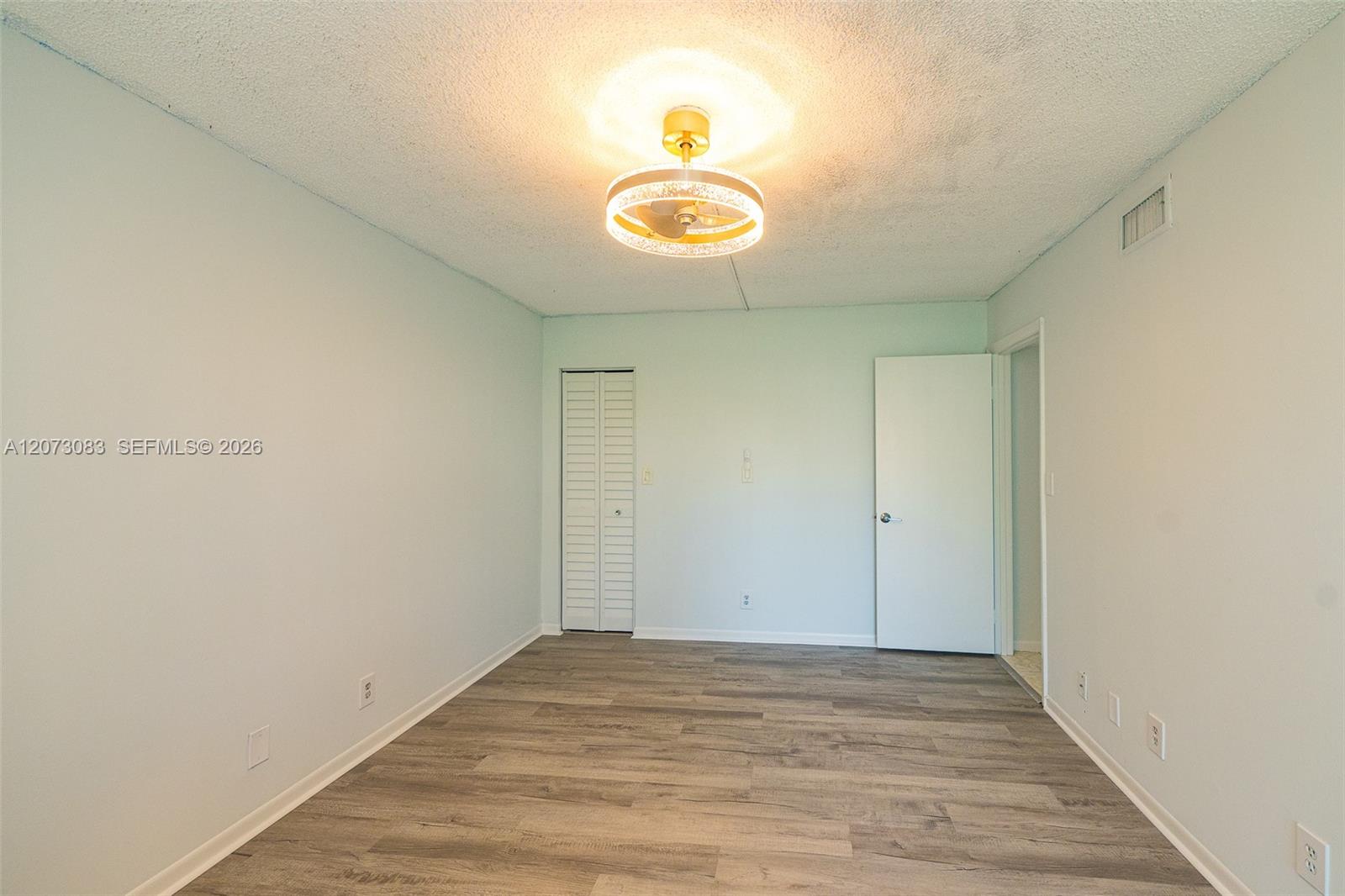 A12073083 Property Photo 29