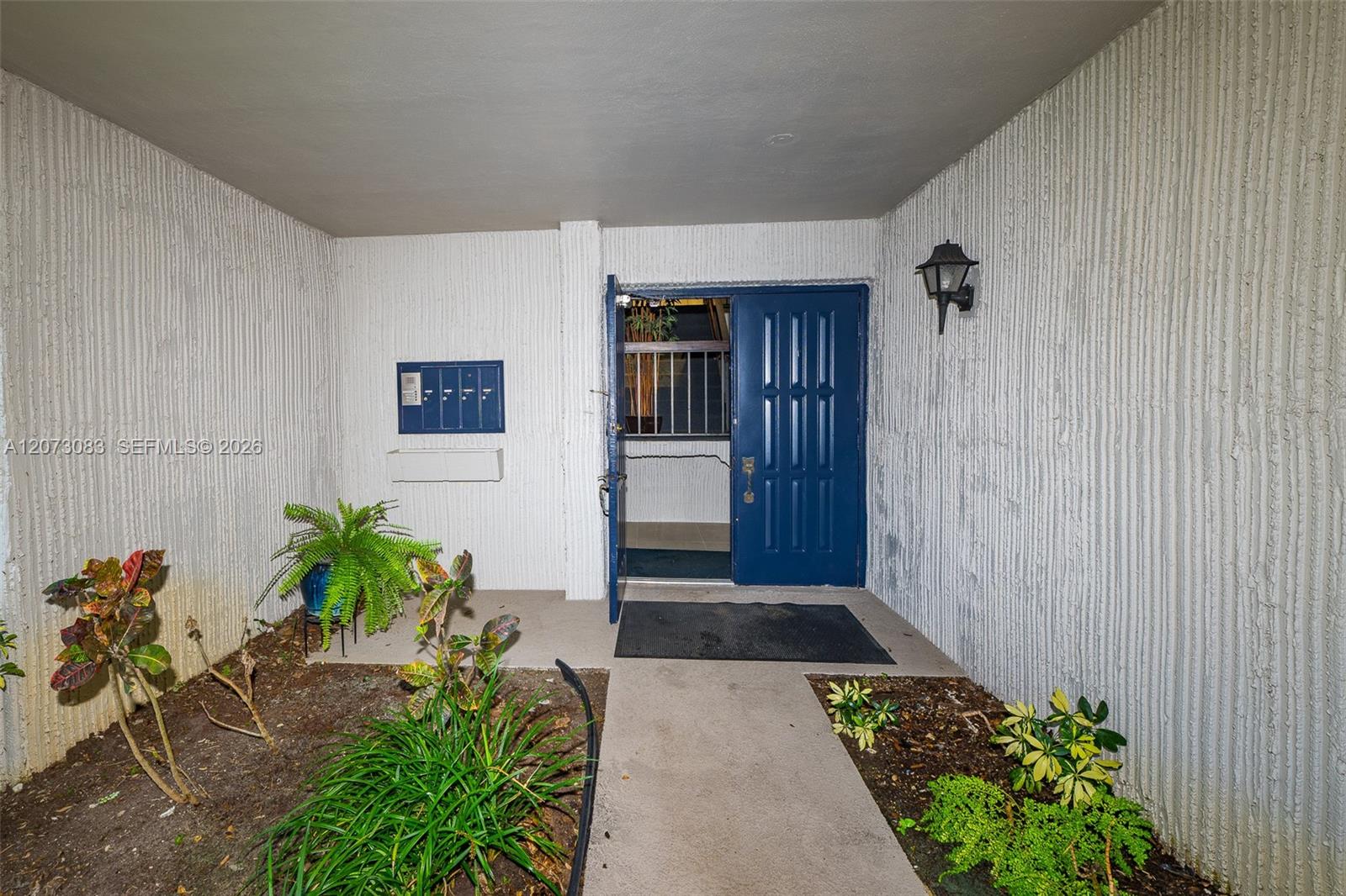 A12073083 Property Photo 38