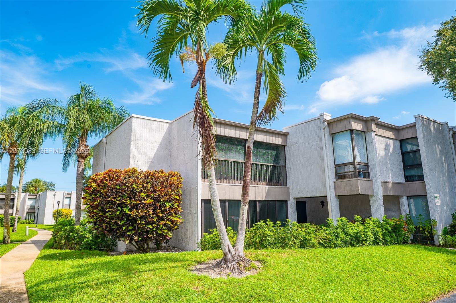 A12073083 Property Photo 42
