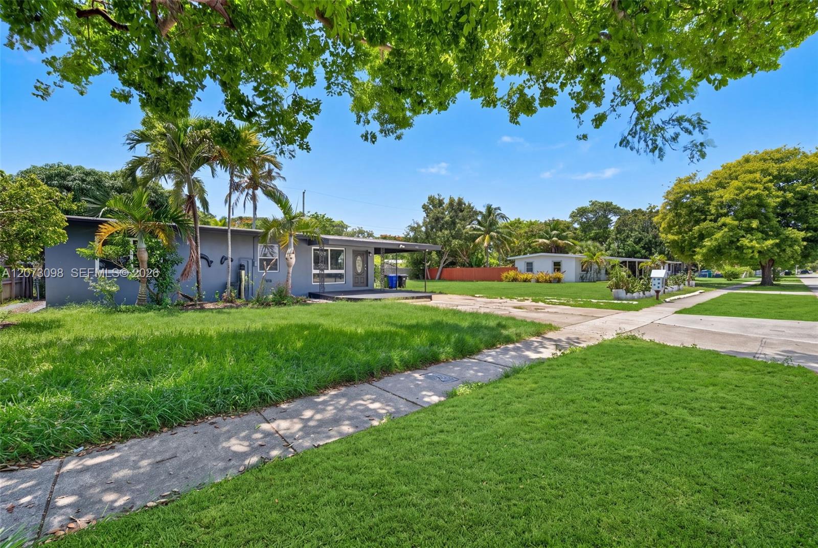 1616 Sw 9th Street Property Photo 4