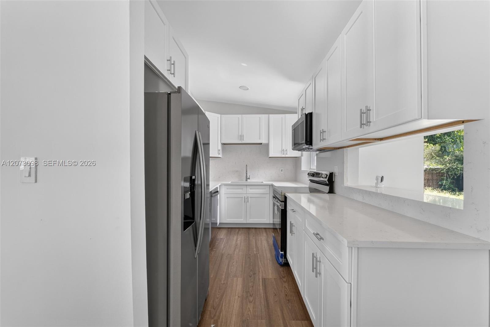 1616 Sw 9th Street Property Photo 9