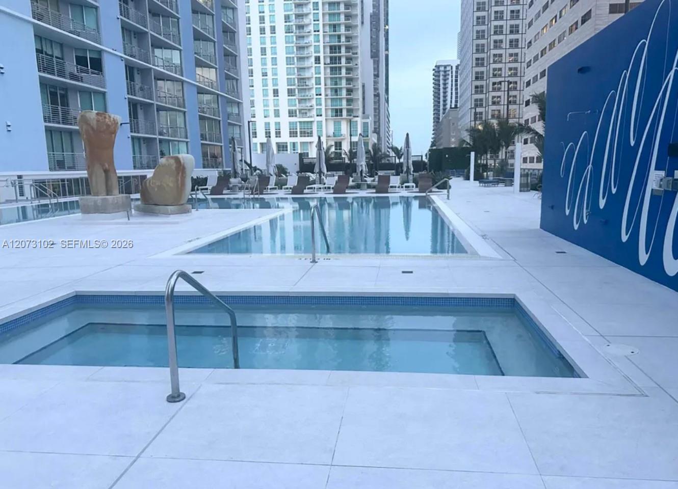 335 S Biscayne Boulevard 3706 Property Photo 4