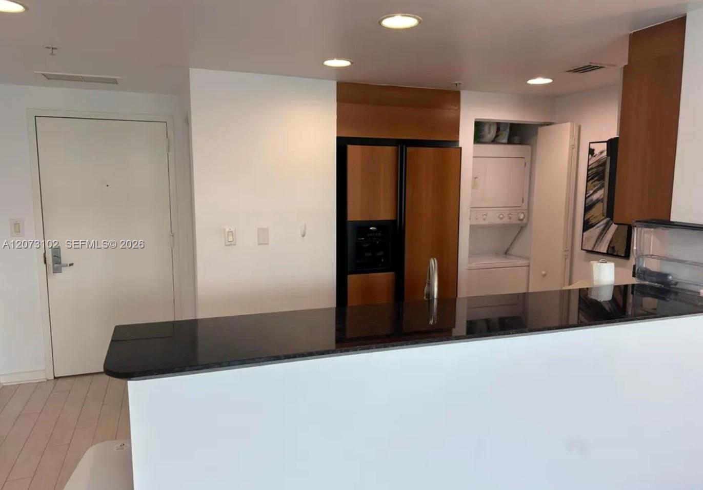 335 S Biscayne Boulevard 3706 Property Photo 6