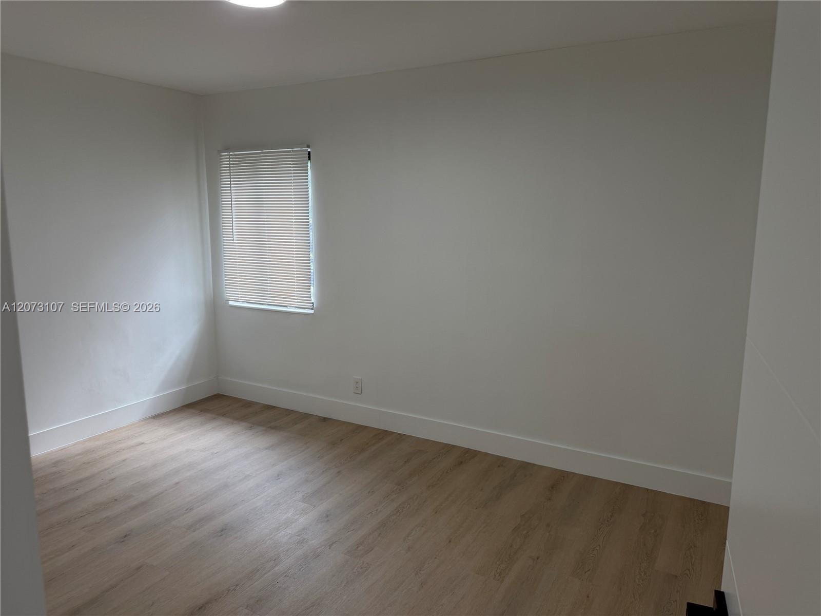 1621 Sw 11th Court Property Photo 10
