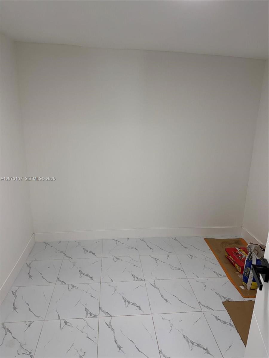 1621 Sw 11th Court Property Photo 11
