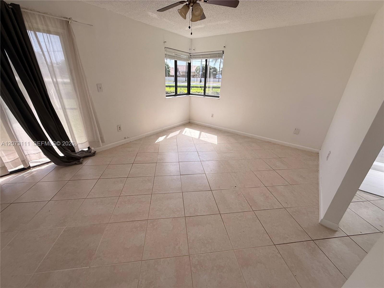 A12073111 Property Photo 8