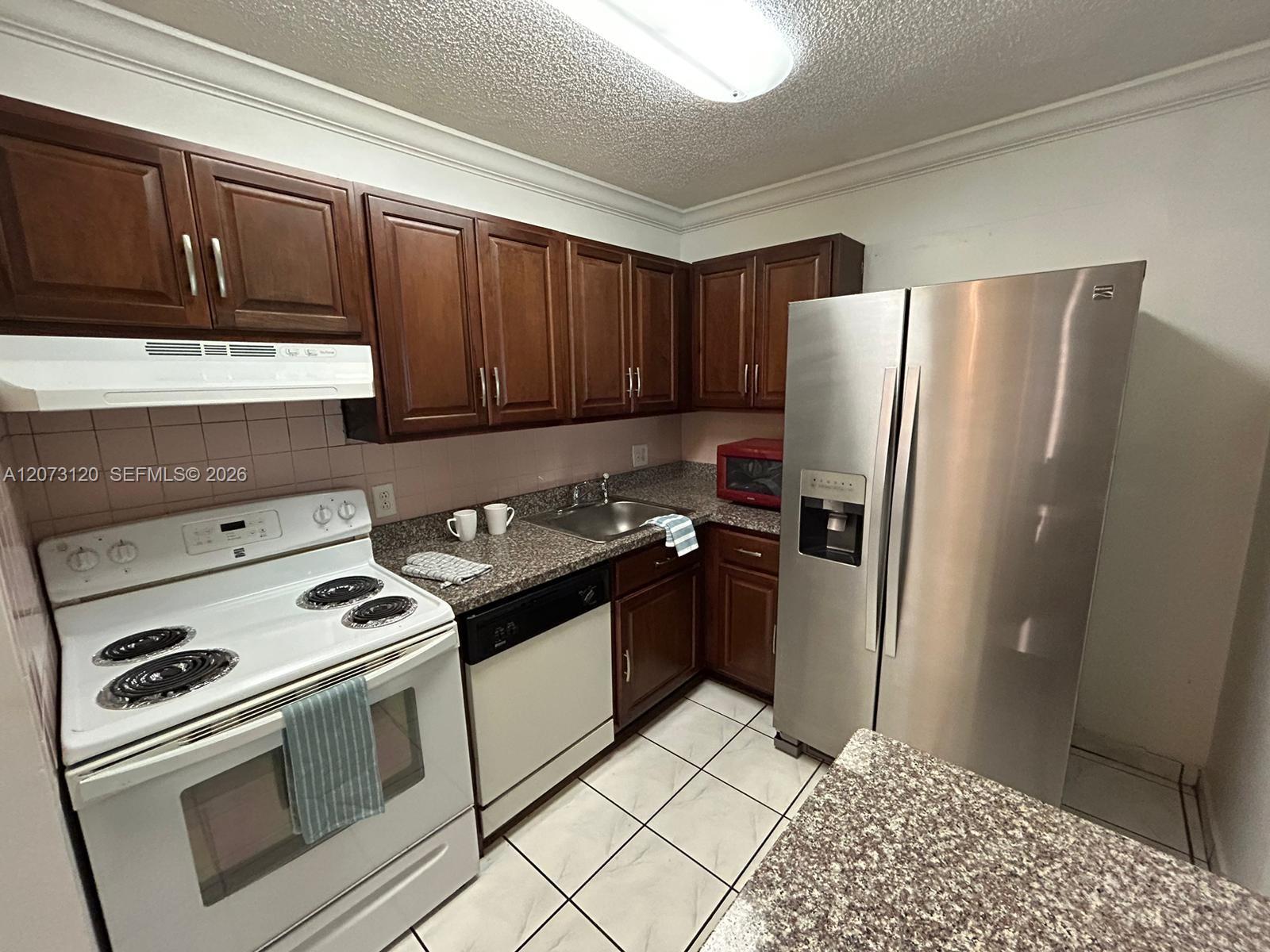 9729 Hammocks Boulevard 105e Property Photo 9