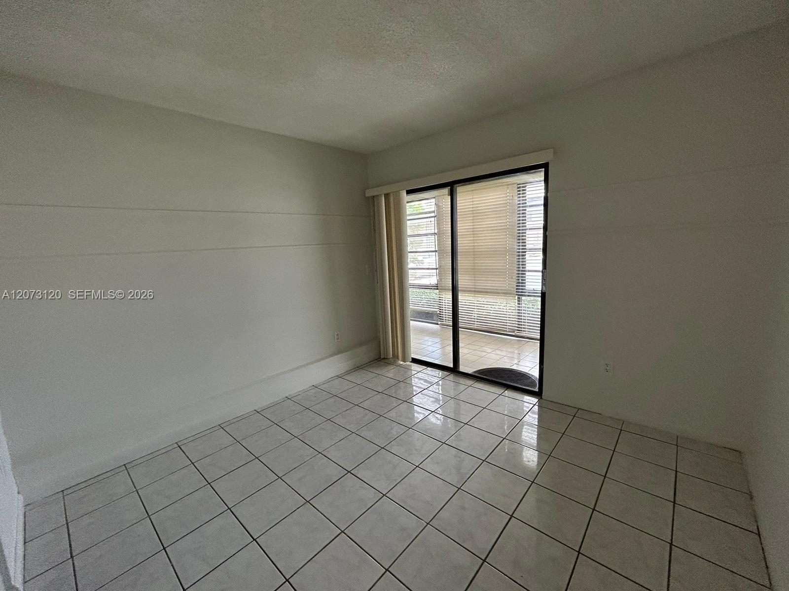 9729 Hammocks Boulevard 105e Property Photo 14