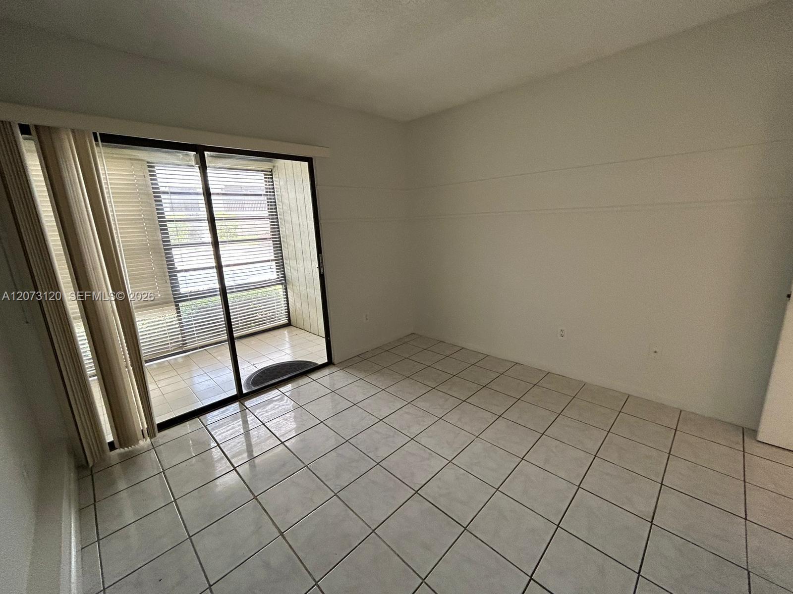 9729 Hammocks Boulevard 105e Property Photo 17