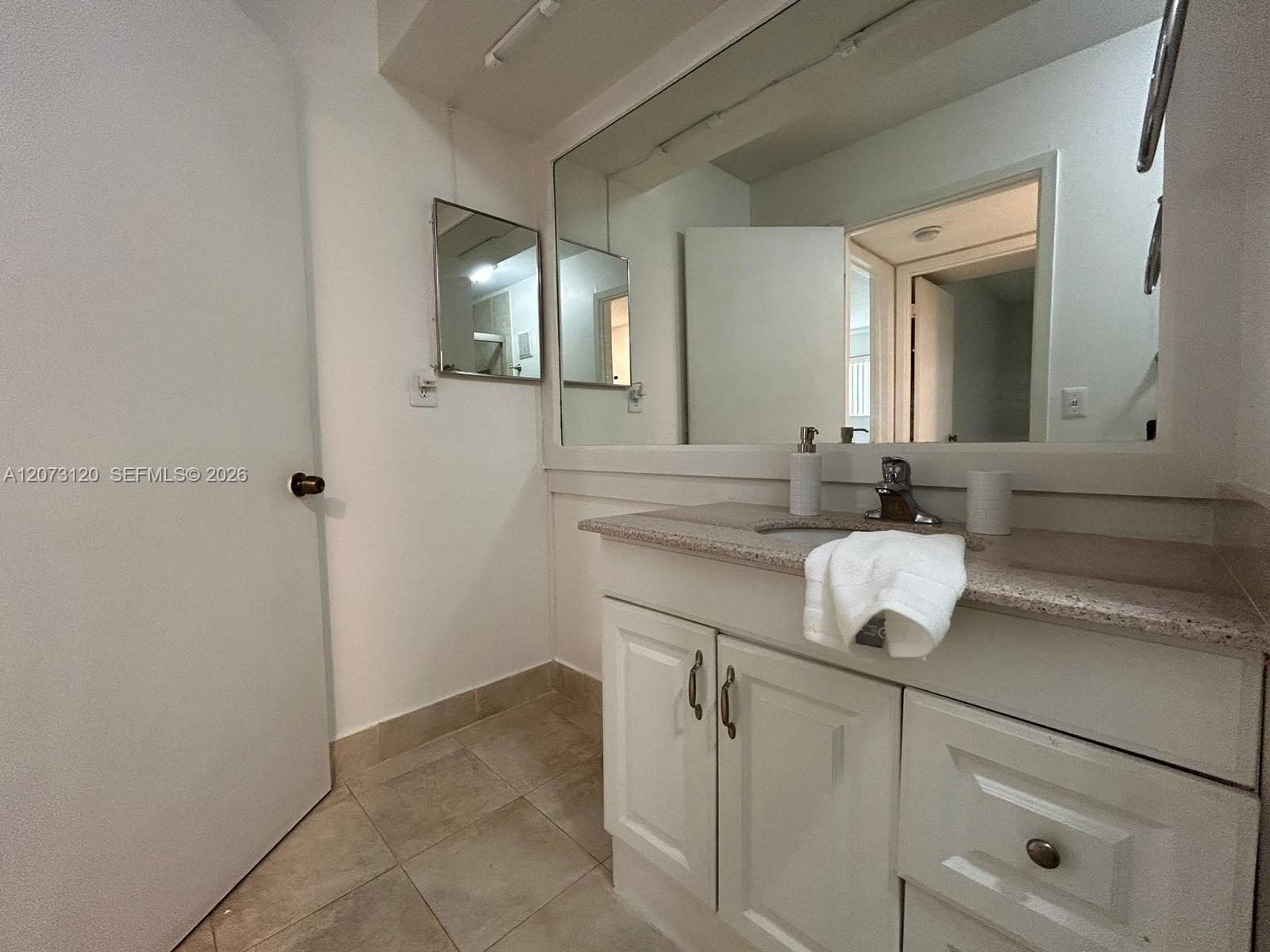 9729 Hammocks Boulevard 105e Property Photo 19