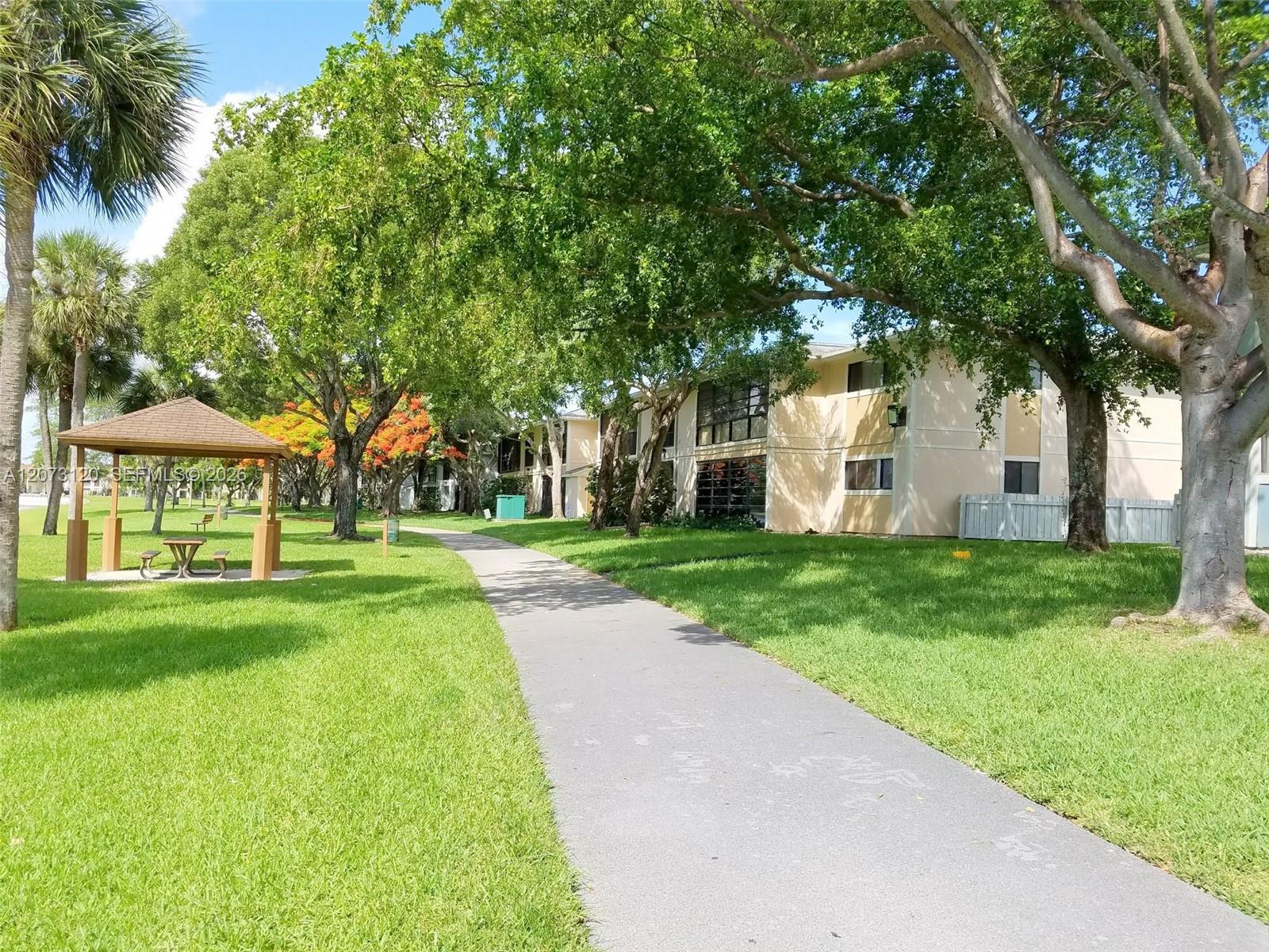 9729 Hammocks Boulevard 105e Property Photo 37