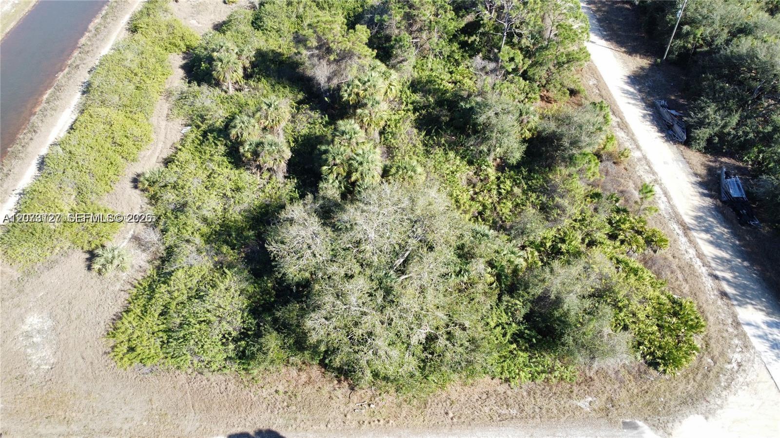 7502 Joan Avenue N Property Photo 2