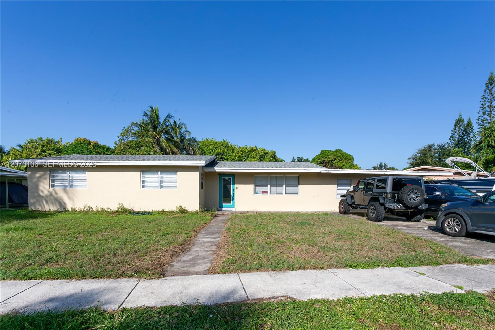 1725 Nw 10th Avenue Property Photo 1