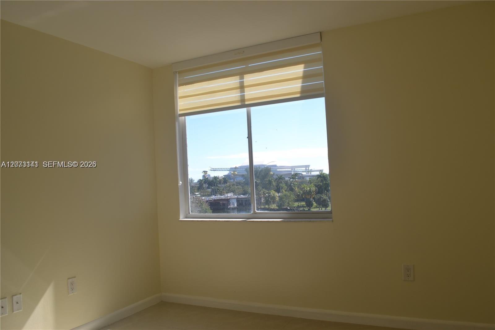 1720 N River Drive 602 Property Photo 7