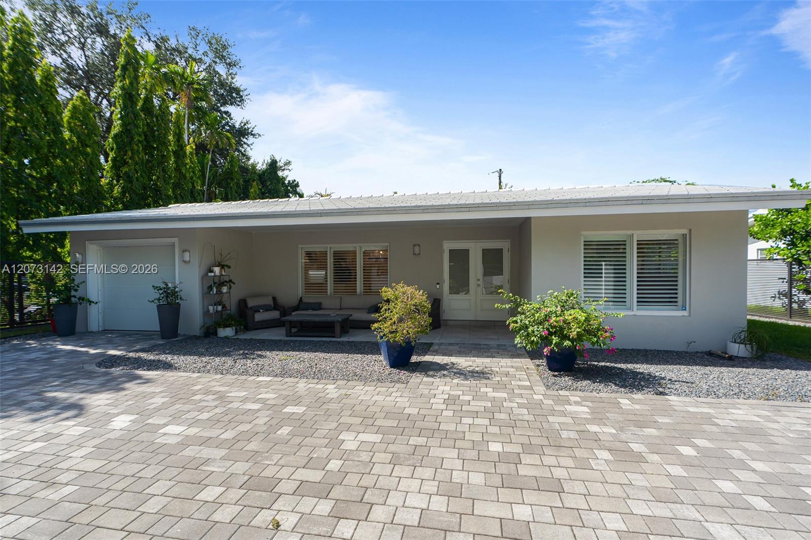 932 Bird Road Property Photo 1