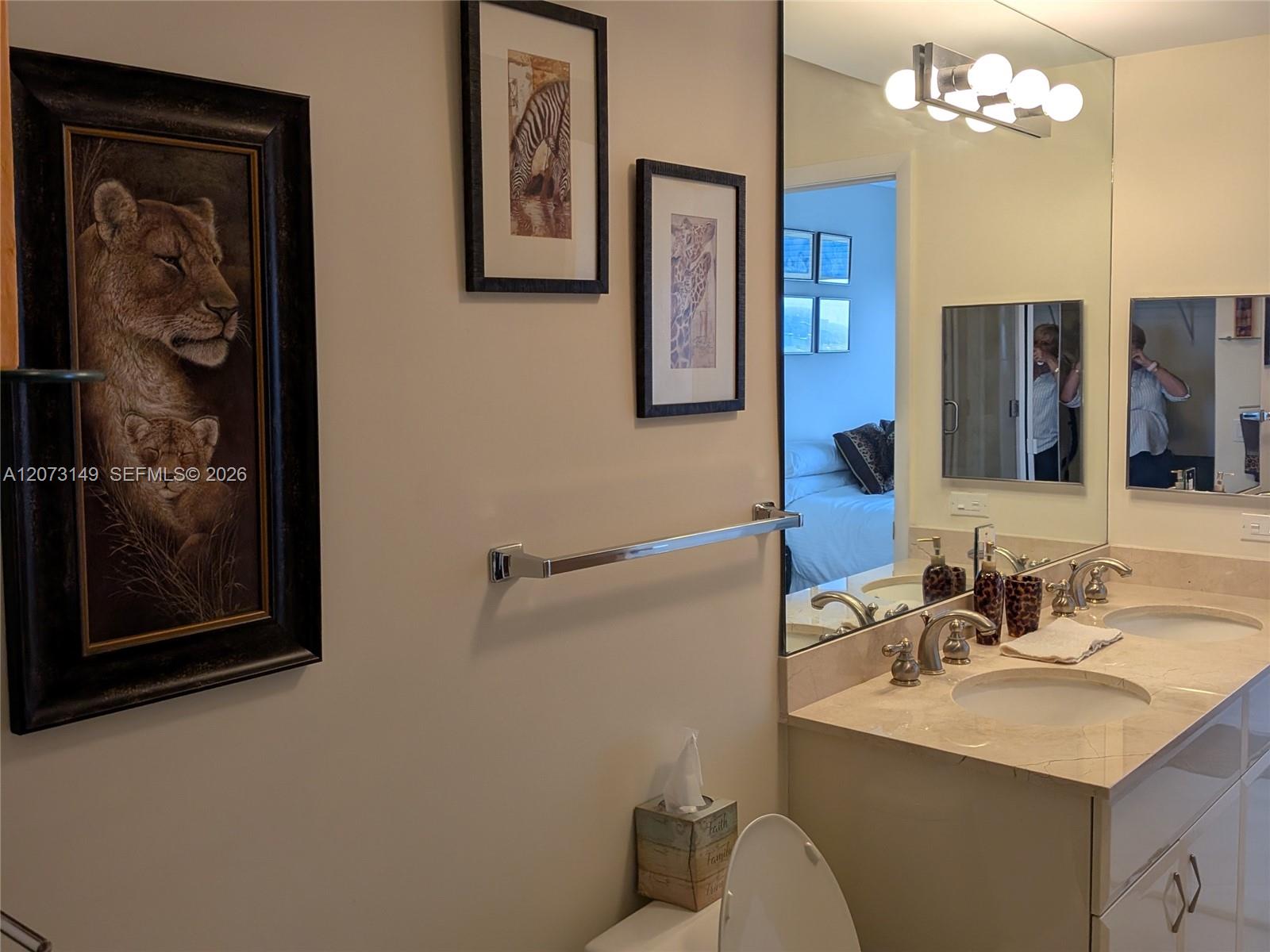 A12073149 Property Photo 19