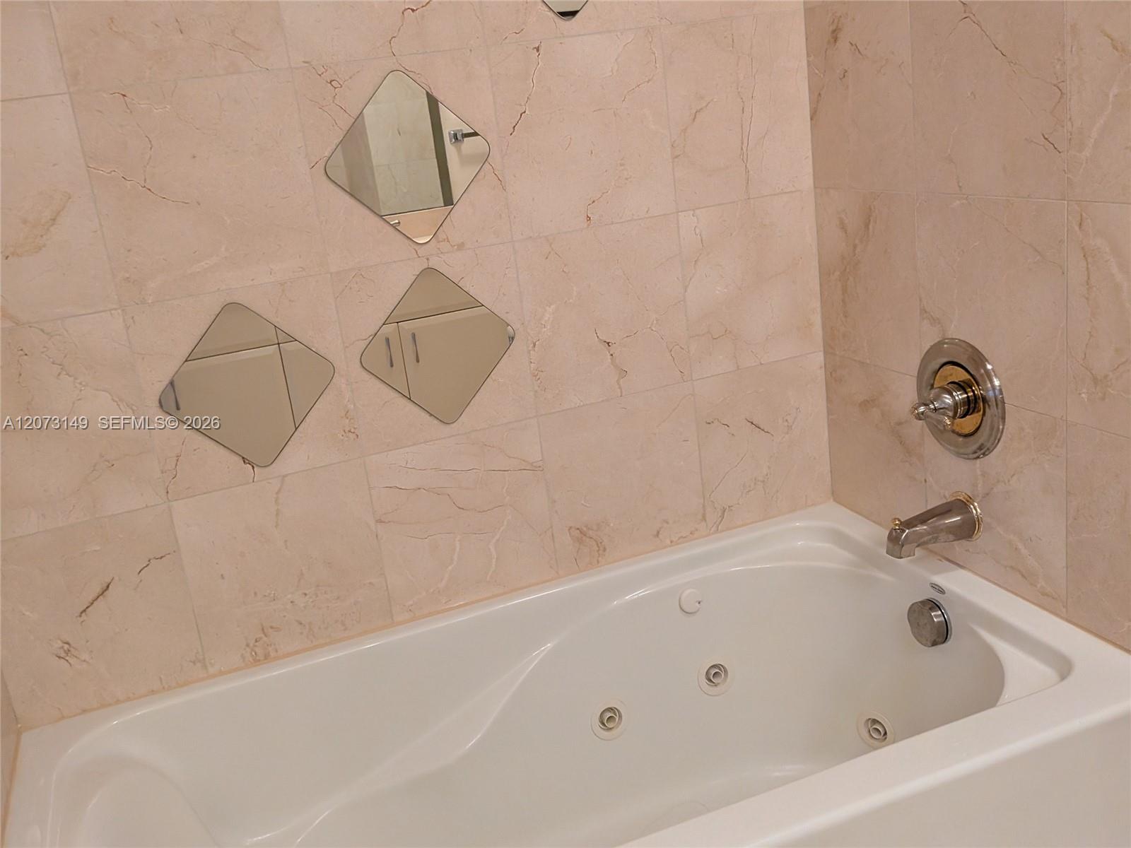 A12073149 Property Photo 21