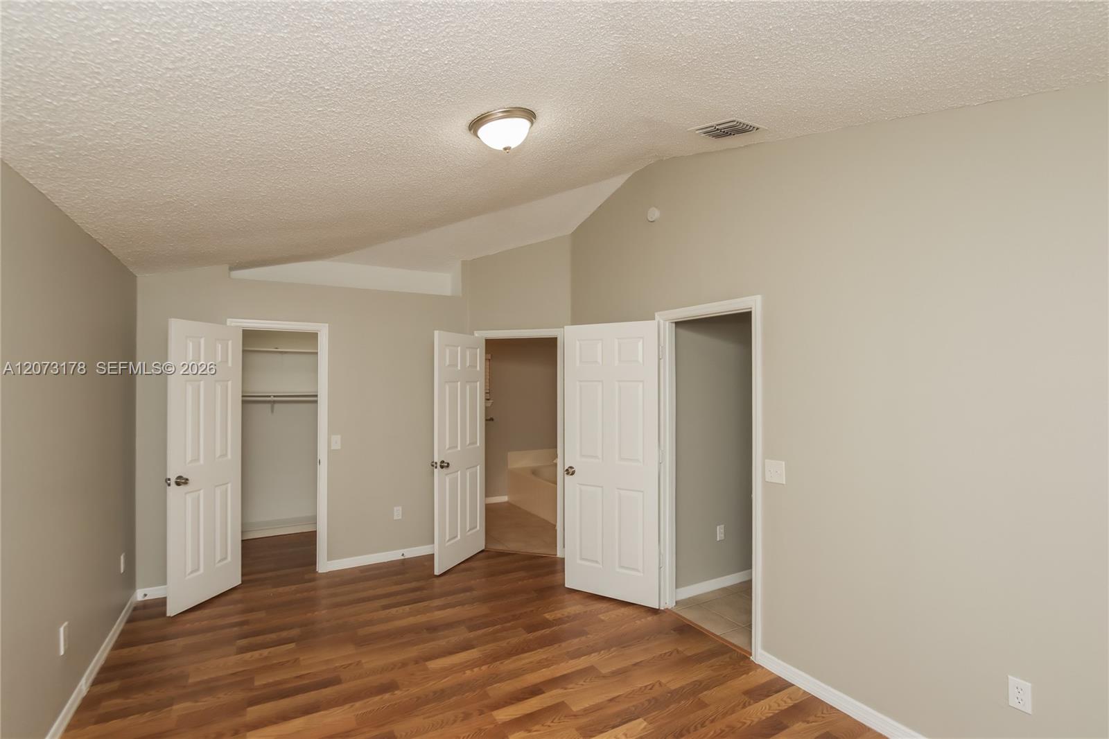 371 Sw Feldman Avenue Property Photo 7