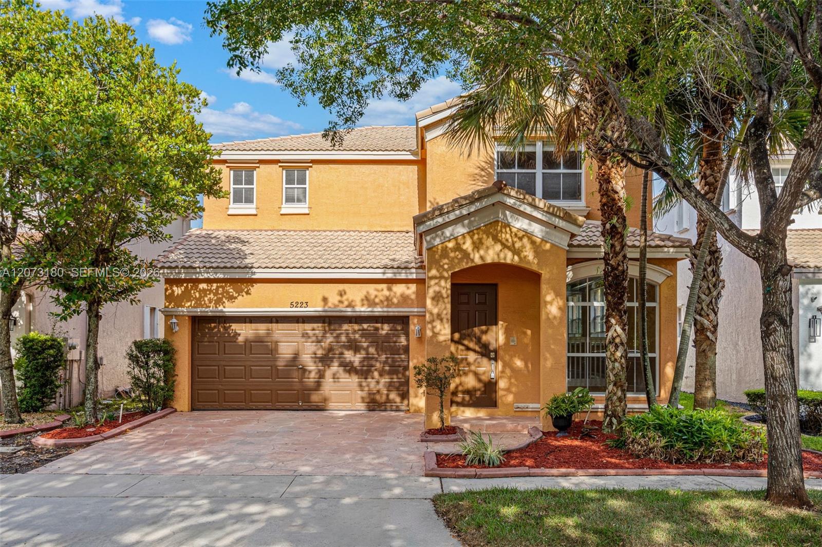 5223 Sw 155th Way Property Photo 1