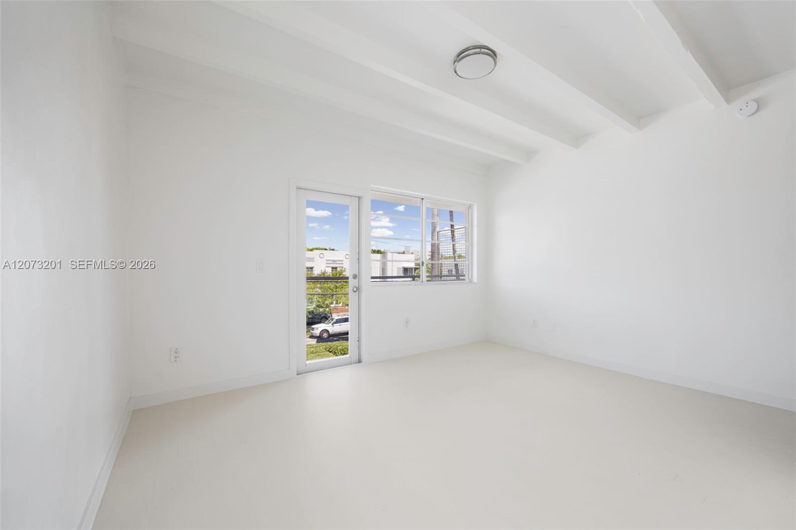 3915 N Meridian Avenue 201 Property Photo 13