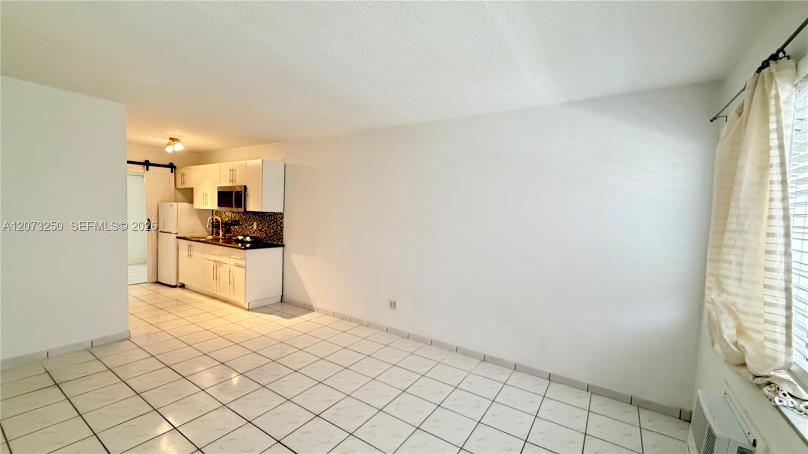 1234 Euclid Avenue 4 Property Photo 4