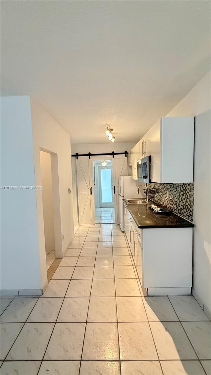 1234 Euclid Avenue 4 Property Photo 5