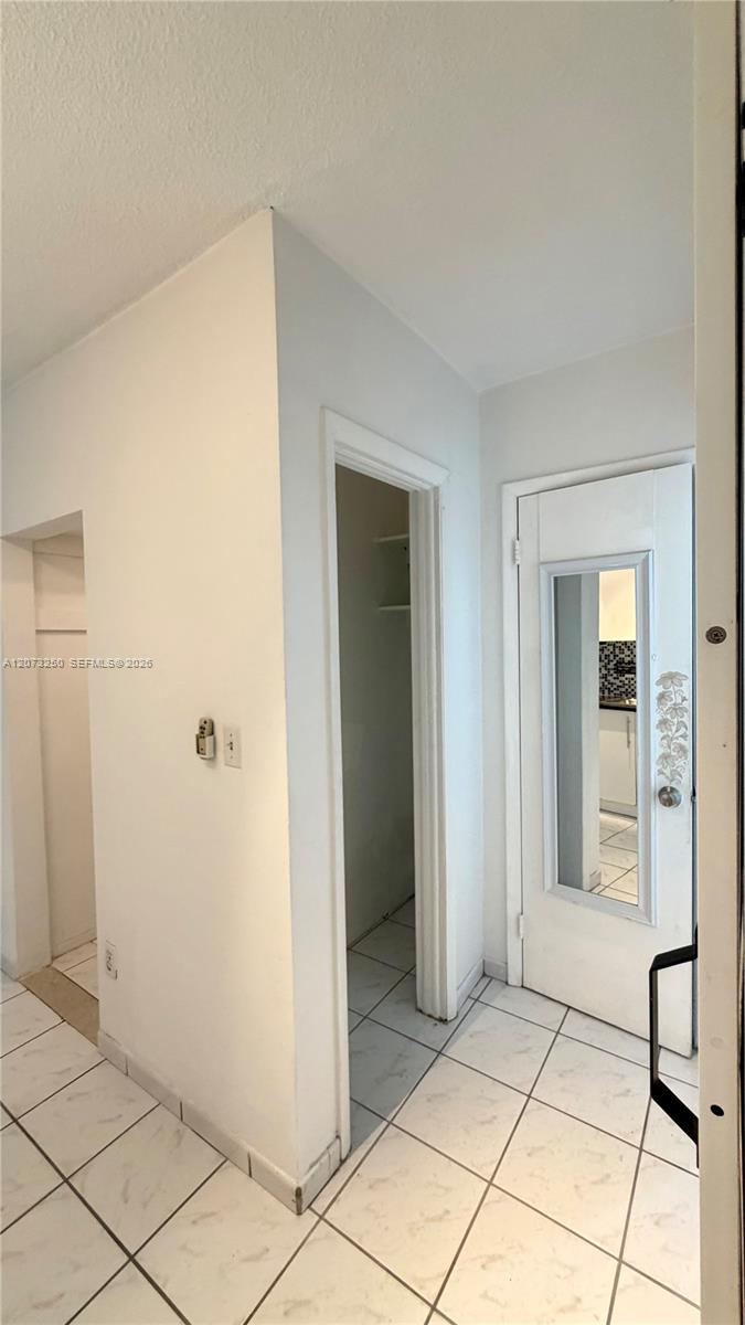 1234 Euclid Avenue 4 Property Photo 8