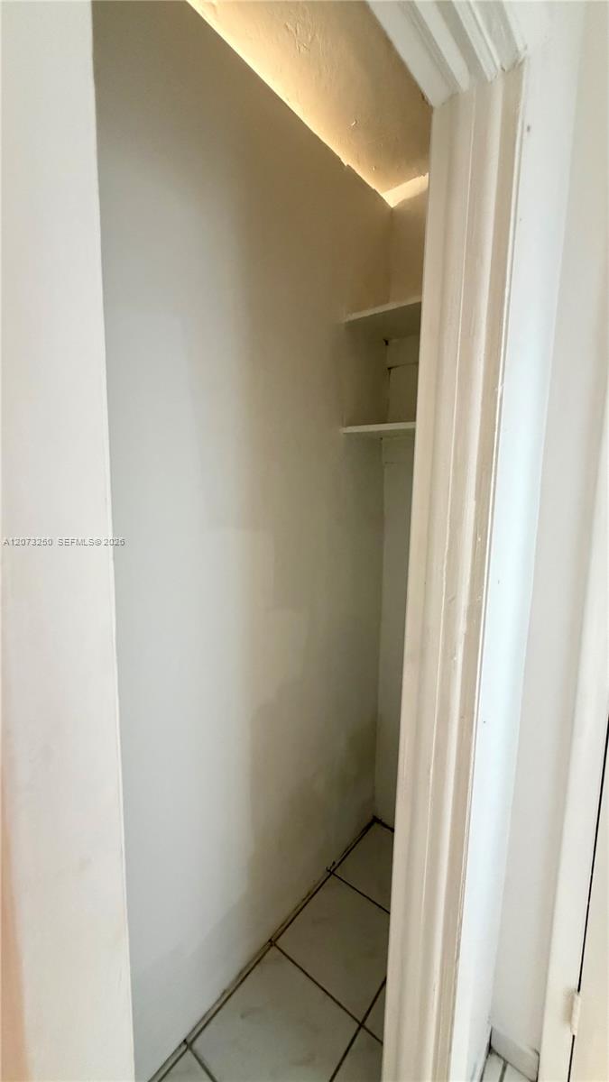 1234 Euclid Avenue 4 Property Photo 12