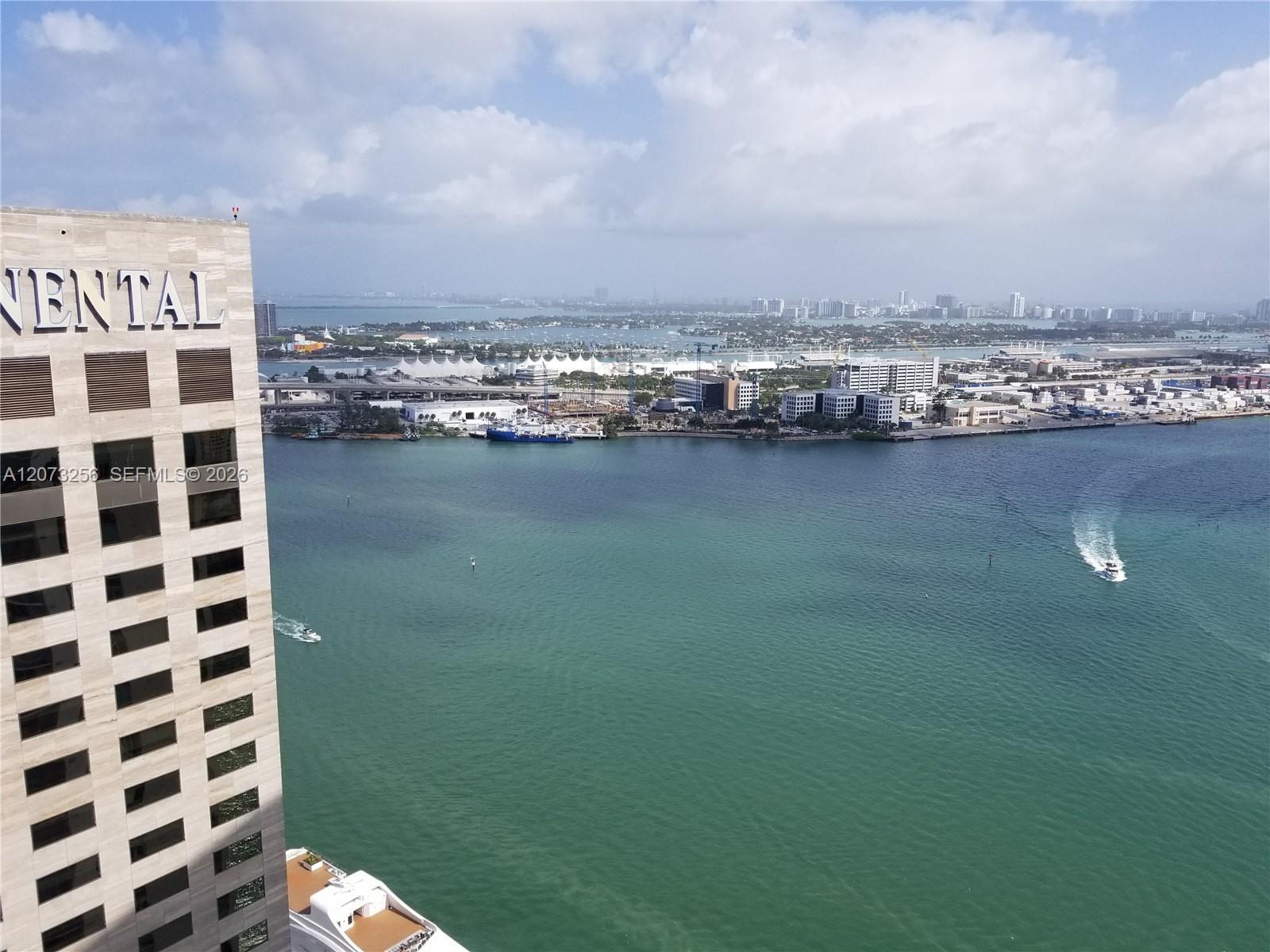 335 S Biscayne Boulevard 3802 Property Photo 23
