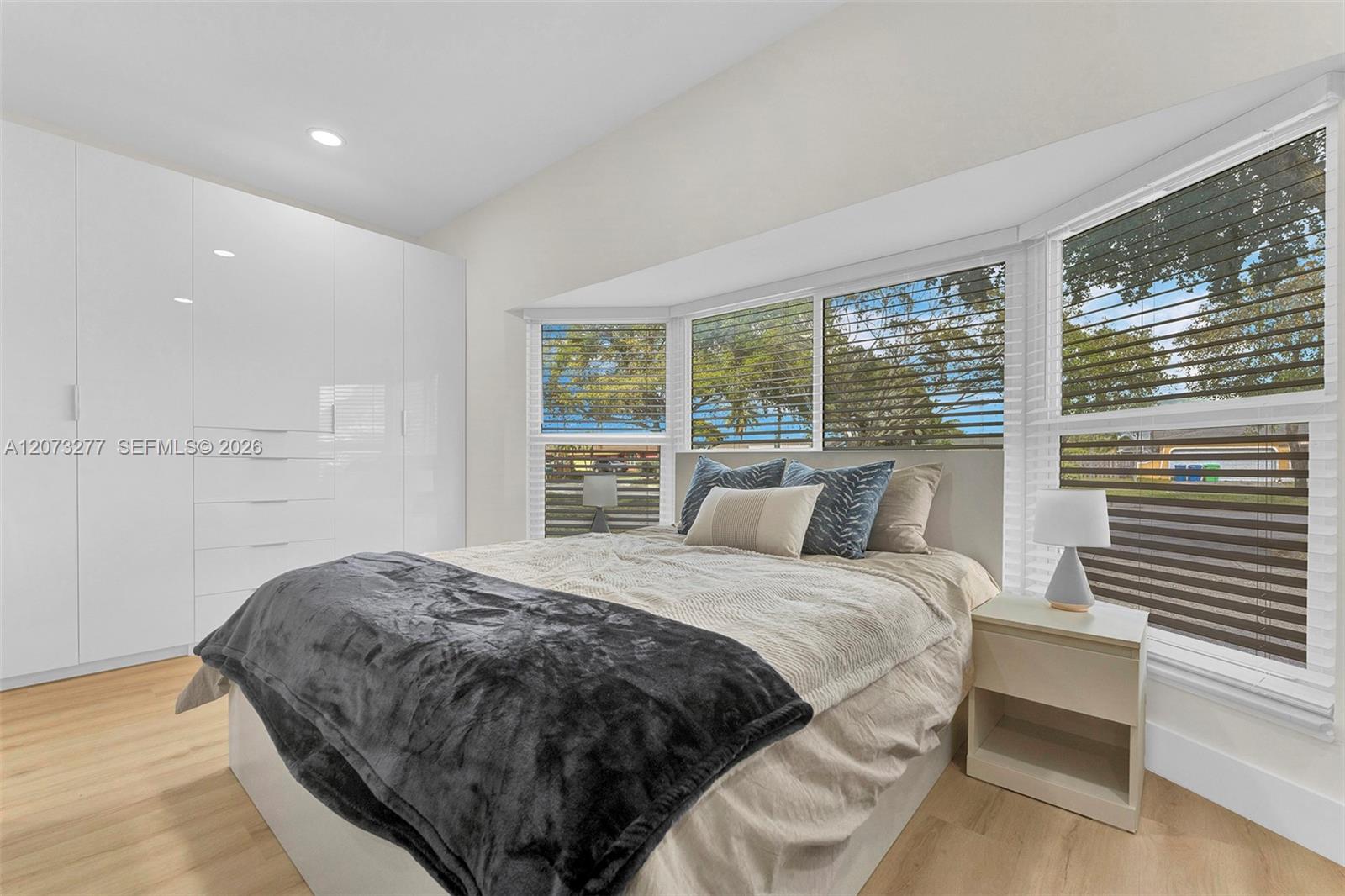 10430 Sunset Strip S Property Photo 19