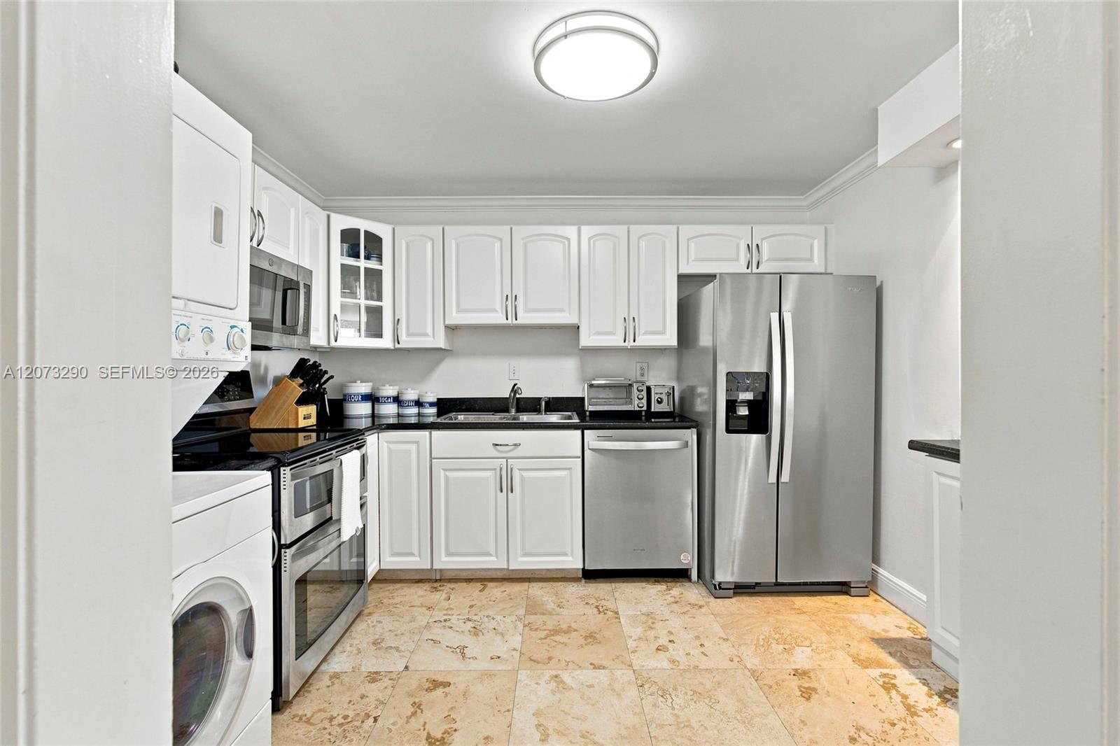 1901 Brickell Avenue B1411 Property Photo 5