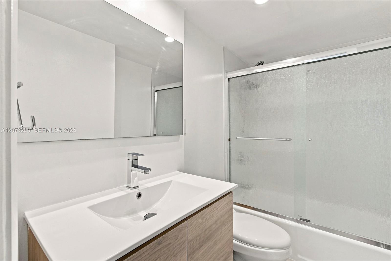 1901 Brickell Avenue B1411 Property Photo 10