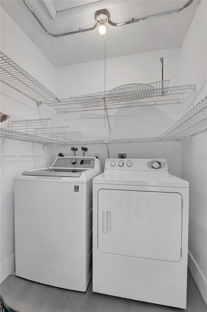708 Normandy O 708 Property Photo 4