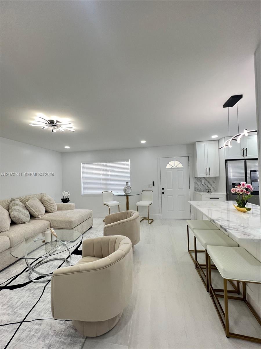 708 Normandy O 708 Property Photo 11