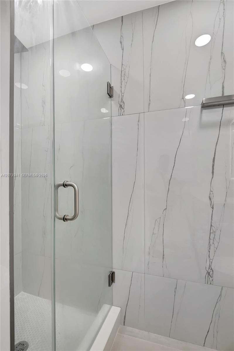 708 Normandy O 708 Property Photo 15