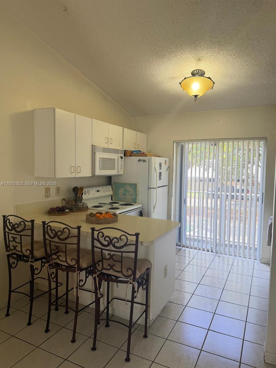 A12073352 Property Photo 4