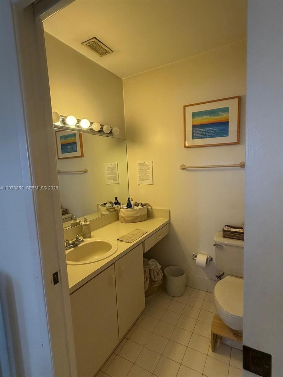 A12073352 Property Photo 15