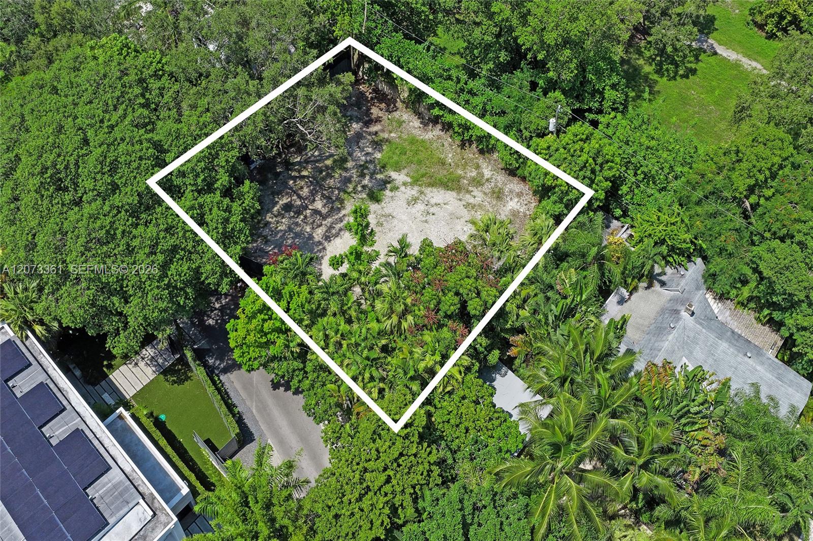 3625 N Bay Homes Drive Property Photo 4