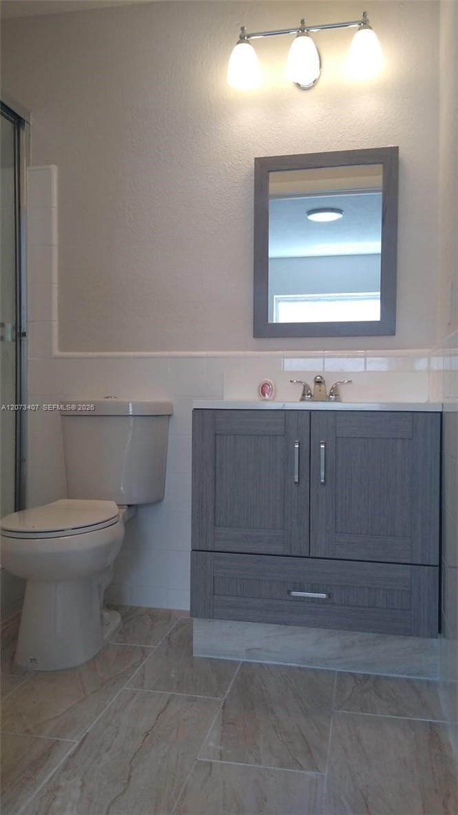 7111 Nw 68th Avenue Property Photo 9