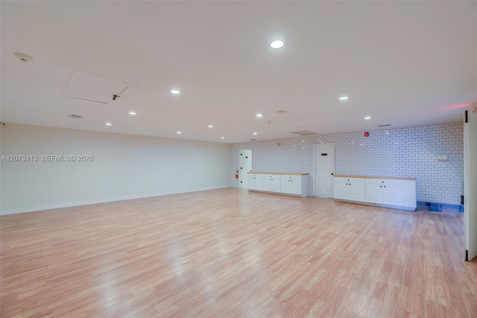 359 10th Street Property Photo 6