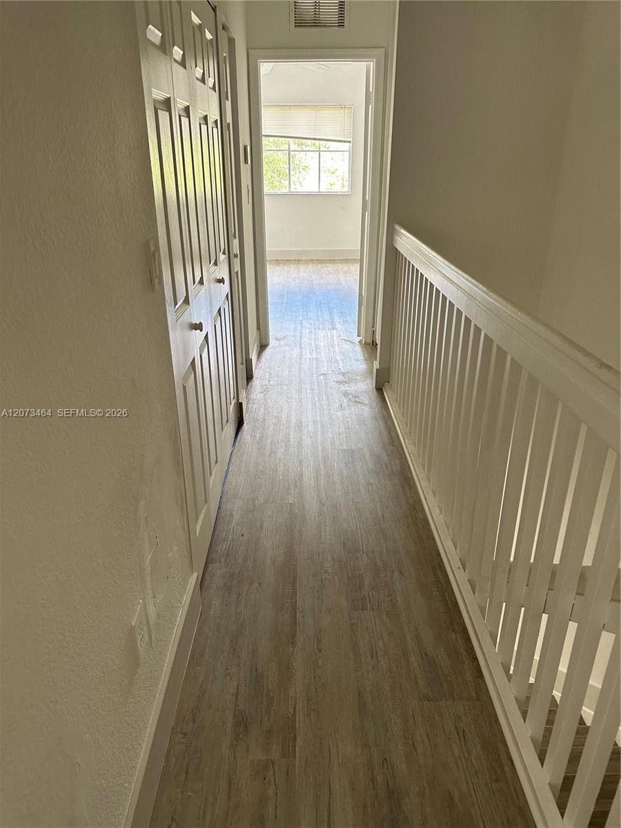4513 Woodland Circle 4513 Property Photo 2