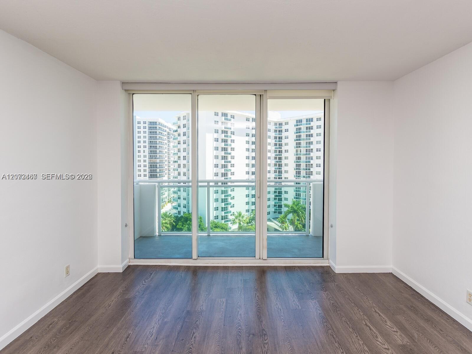 3000 S Ocean Drive 922 Property Photo 1