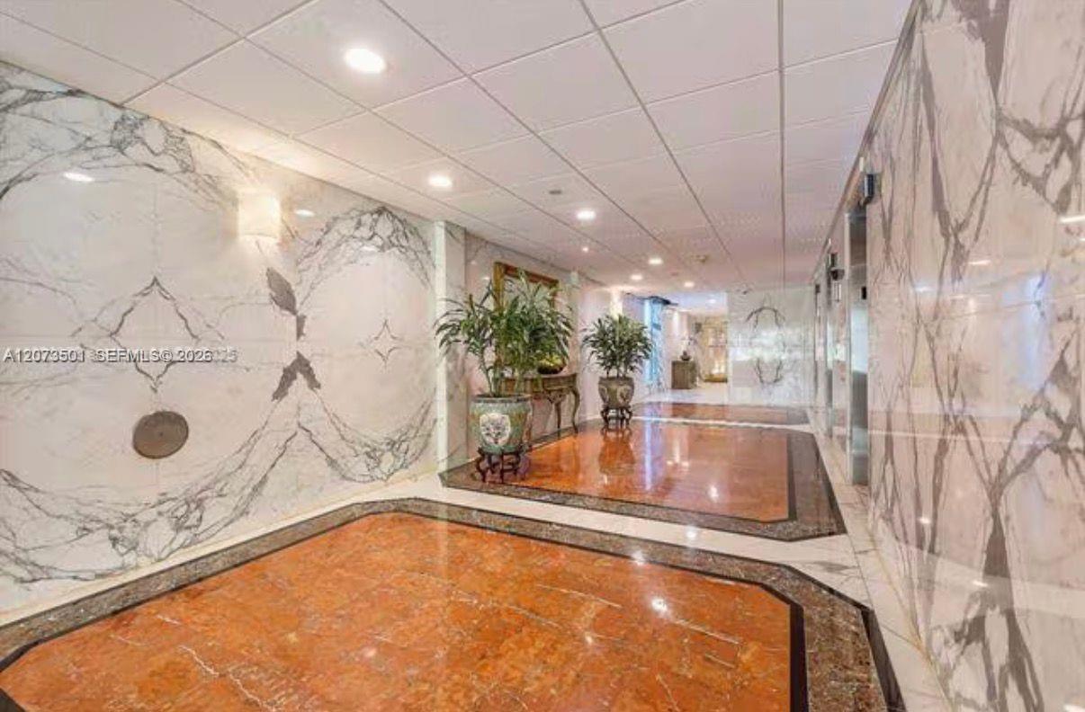 A12073501 Property Photo 3