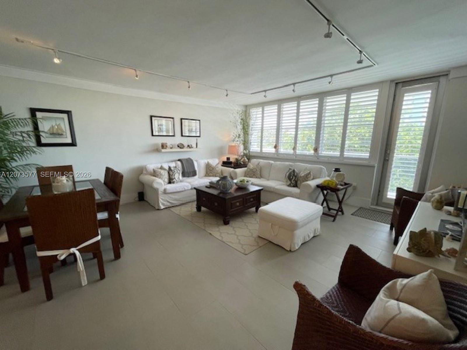 A12073577 Property Photo 2