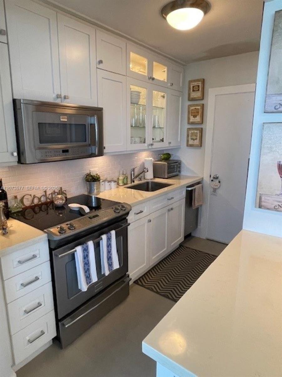 A12073577 Property Photo 4